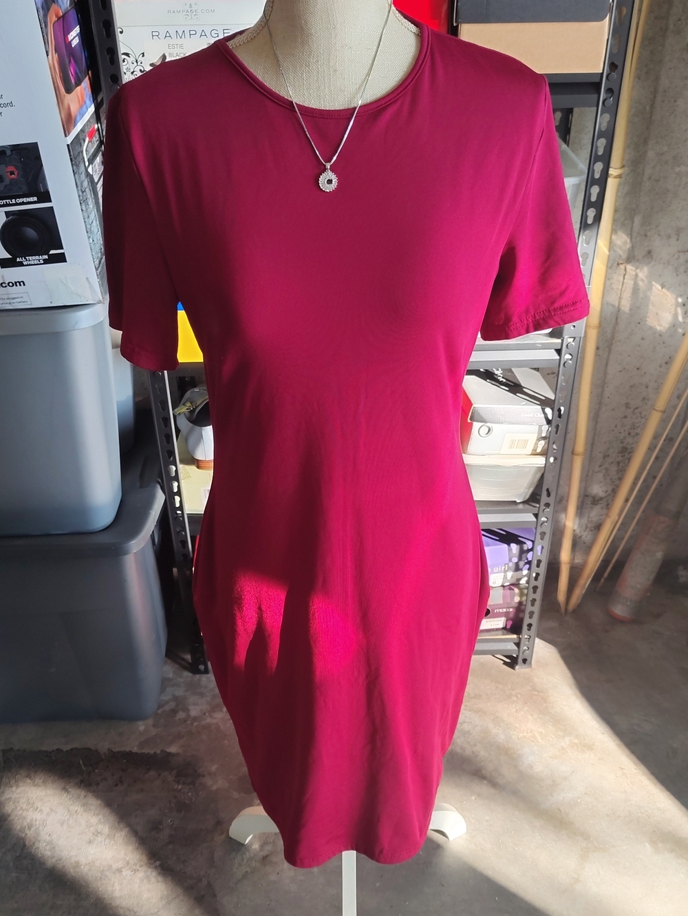 Women’s Short Sleeve Magenta Midi Dress